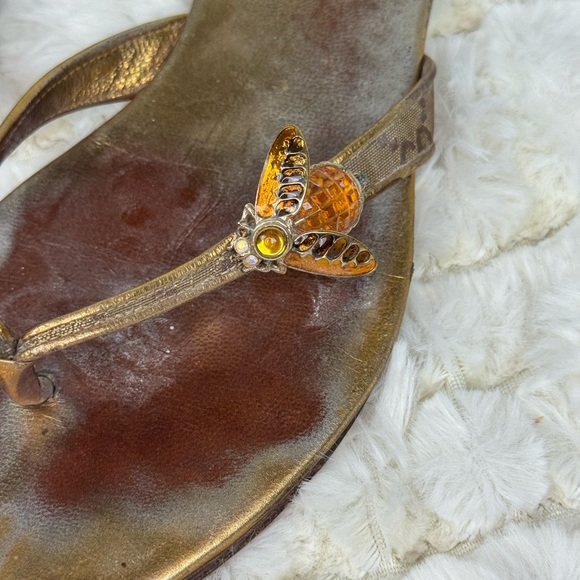 Gucci Gold and Brown Sandals with Metallic Straps - Picture 4 of 11